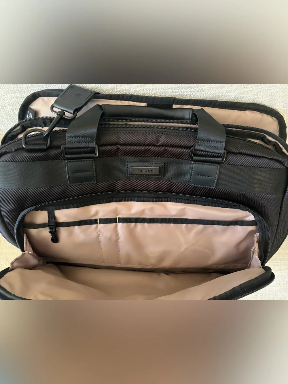 Targus Black TBT045US-92 16” Mobile Elite Checkpoint-Friendly laptop case